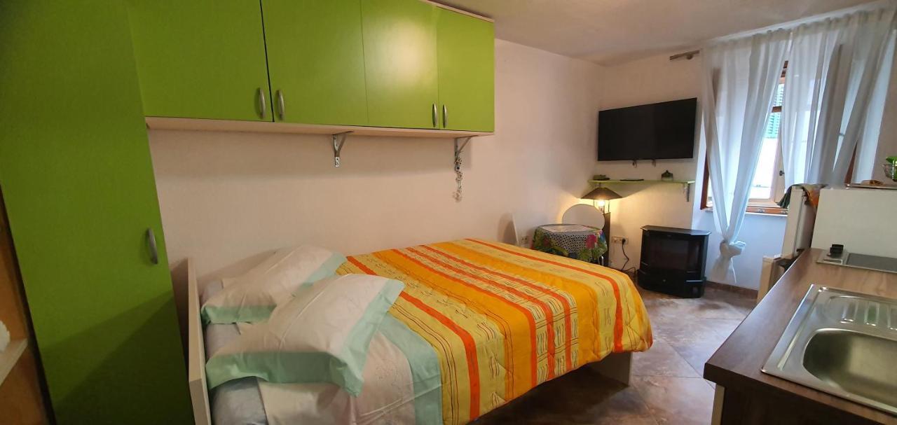 Franceska apartmani Cres Exteriör bild