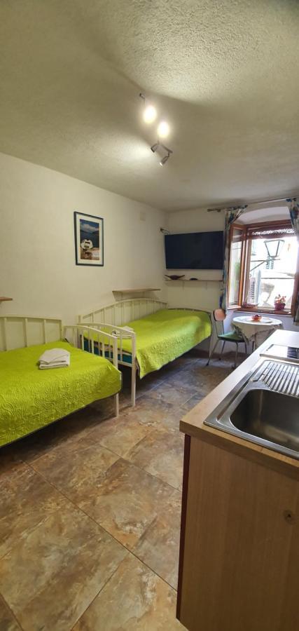 Franceska apartmani Cres Exteriör bild